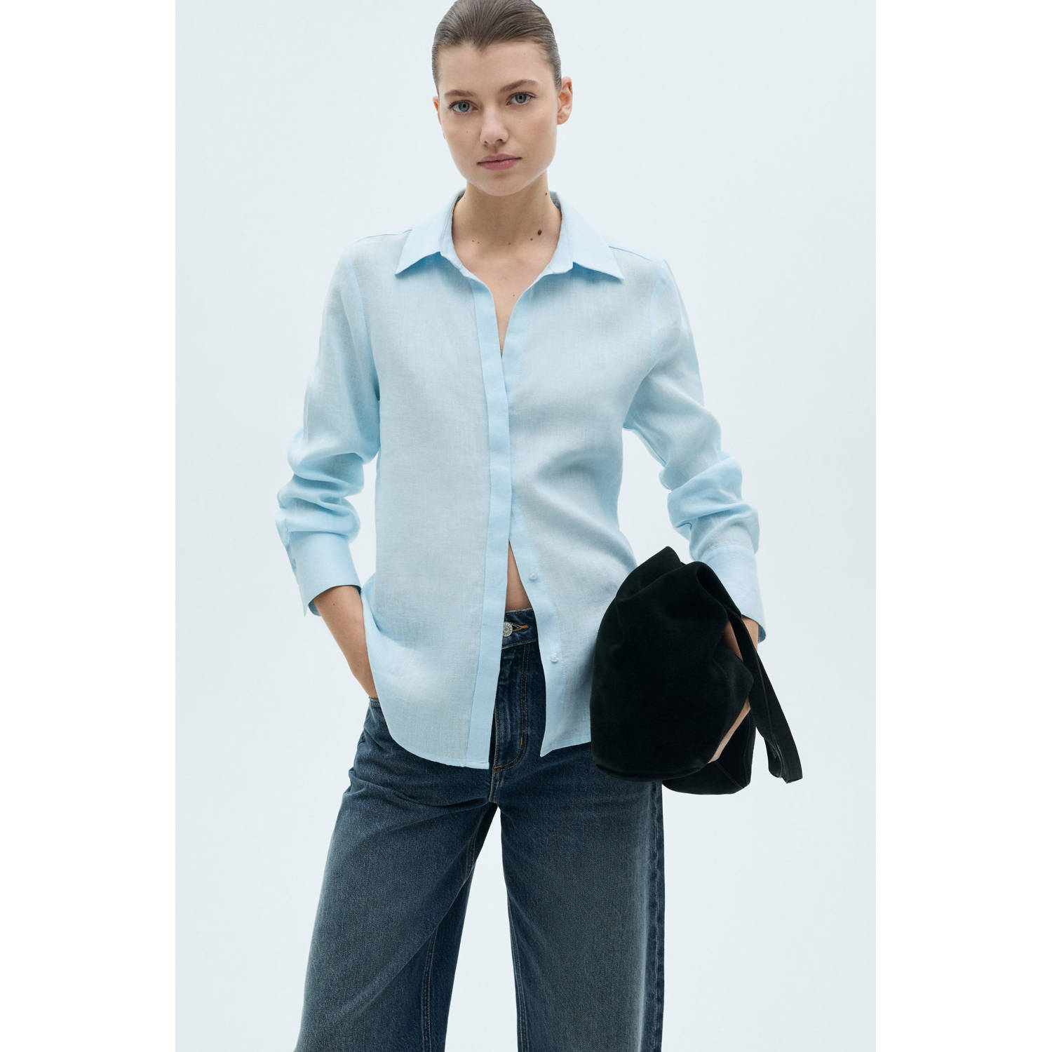 Mango blouse lichtblauw