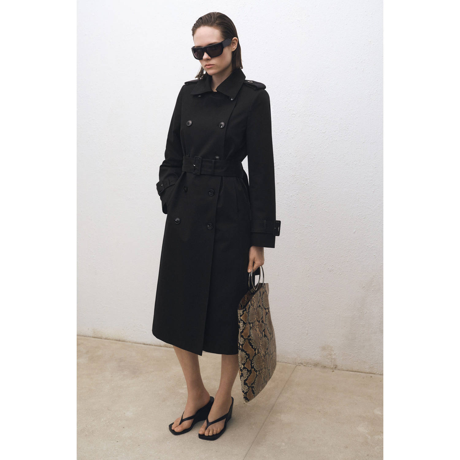 Mango trenchcoat zwart