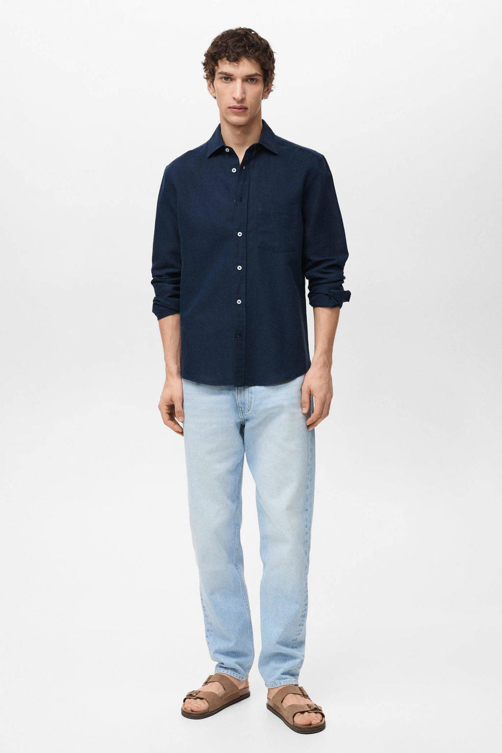 Donkerblauwe heren Mango Man linnen casual overhemd met effen, lange mouwen, klassieke kraag en knoopsluiting