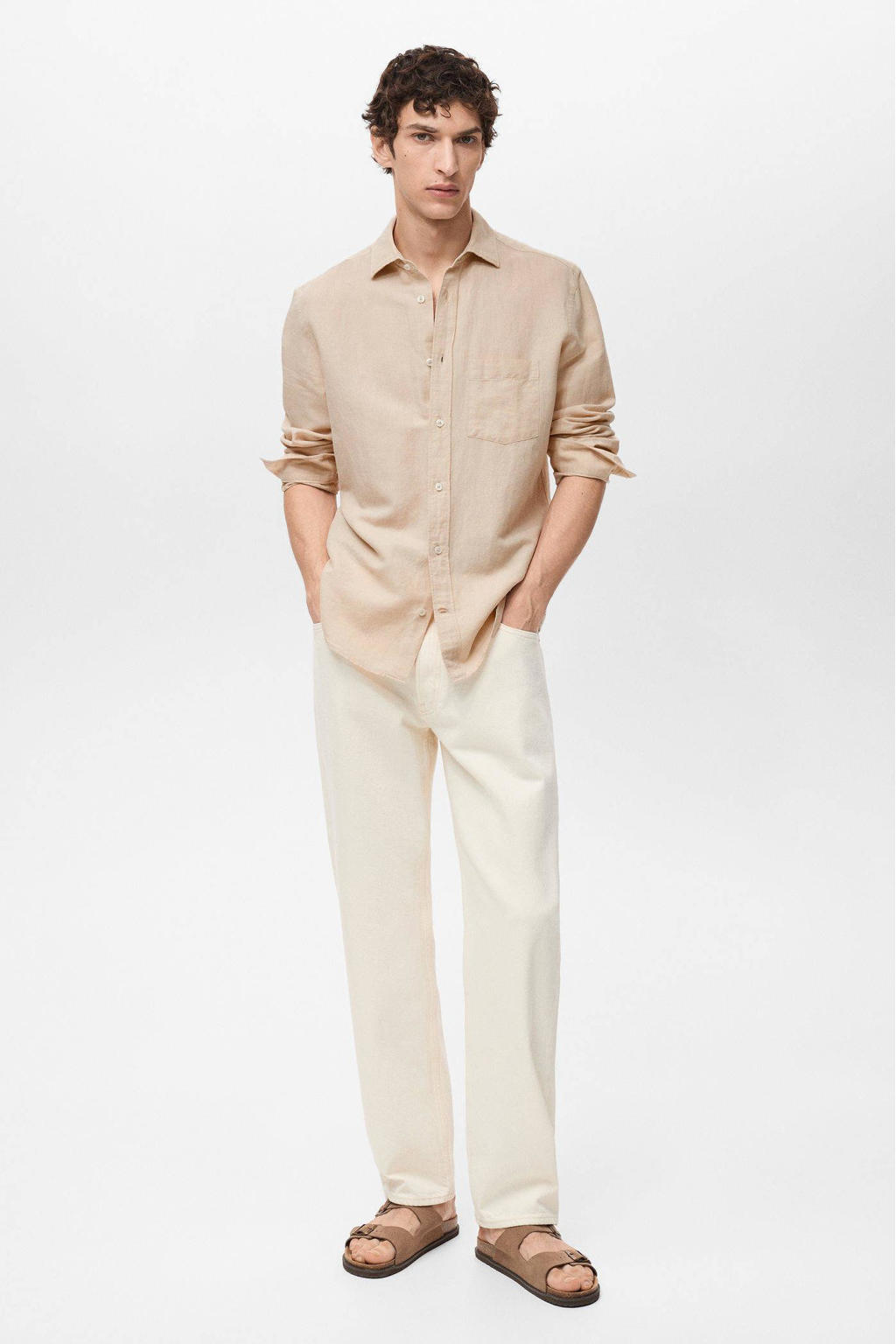 Beige heren Mango Man linnen casual overhemd met effen, lange mouwen, klassieke kraag en knoopsluiting