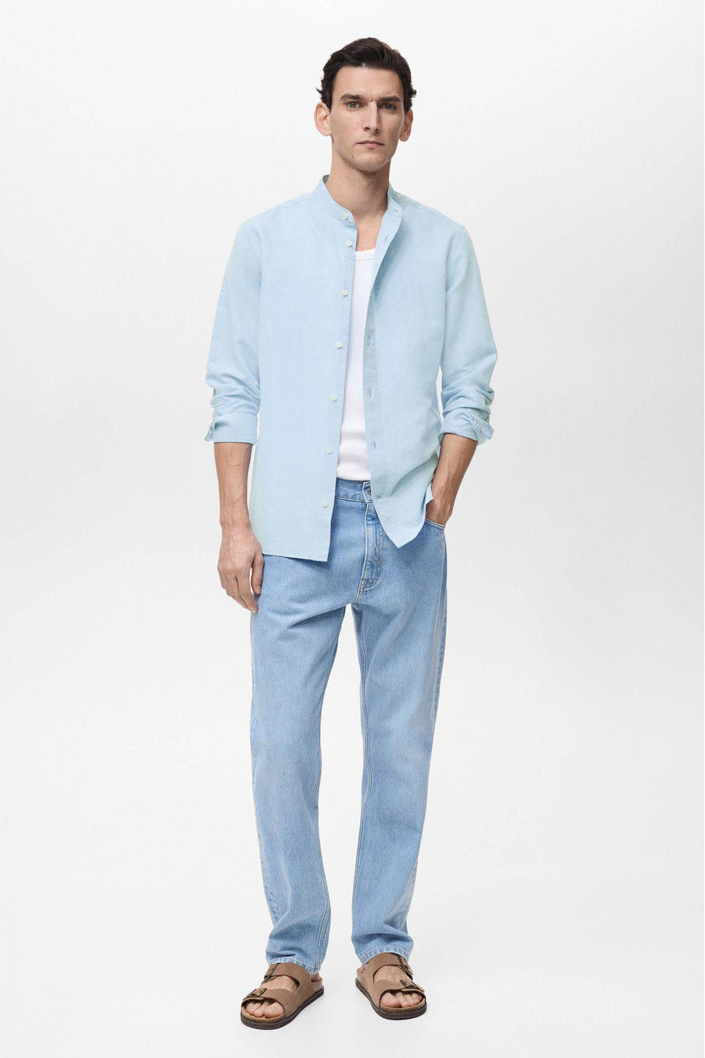 Lichtblauwe heren Mango Man linnen casual overhemd met effen, lange mouwen, mao kraag en knoopsluiting