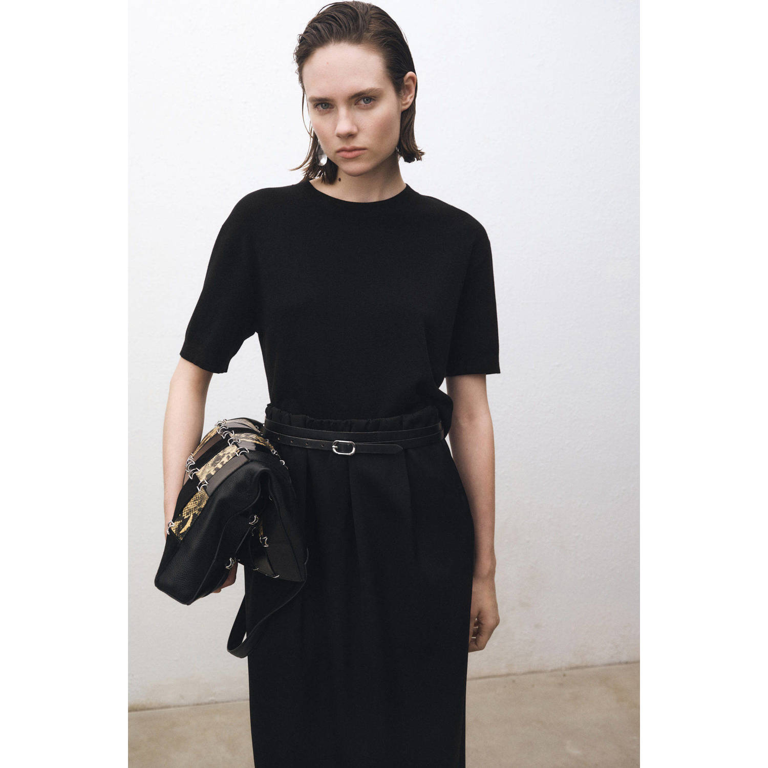 Mango top zwart gebreid