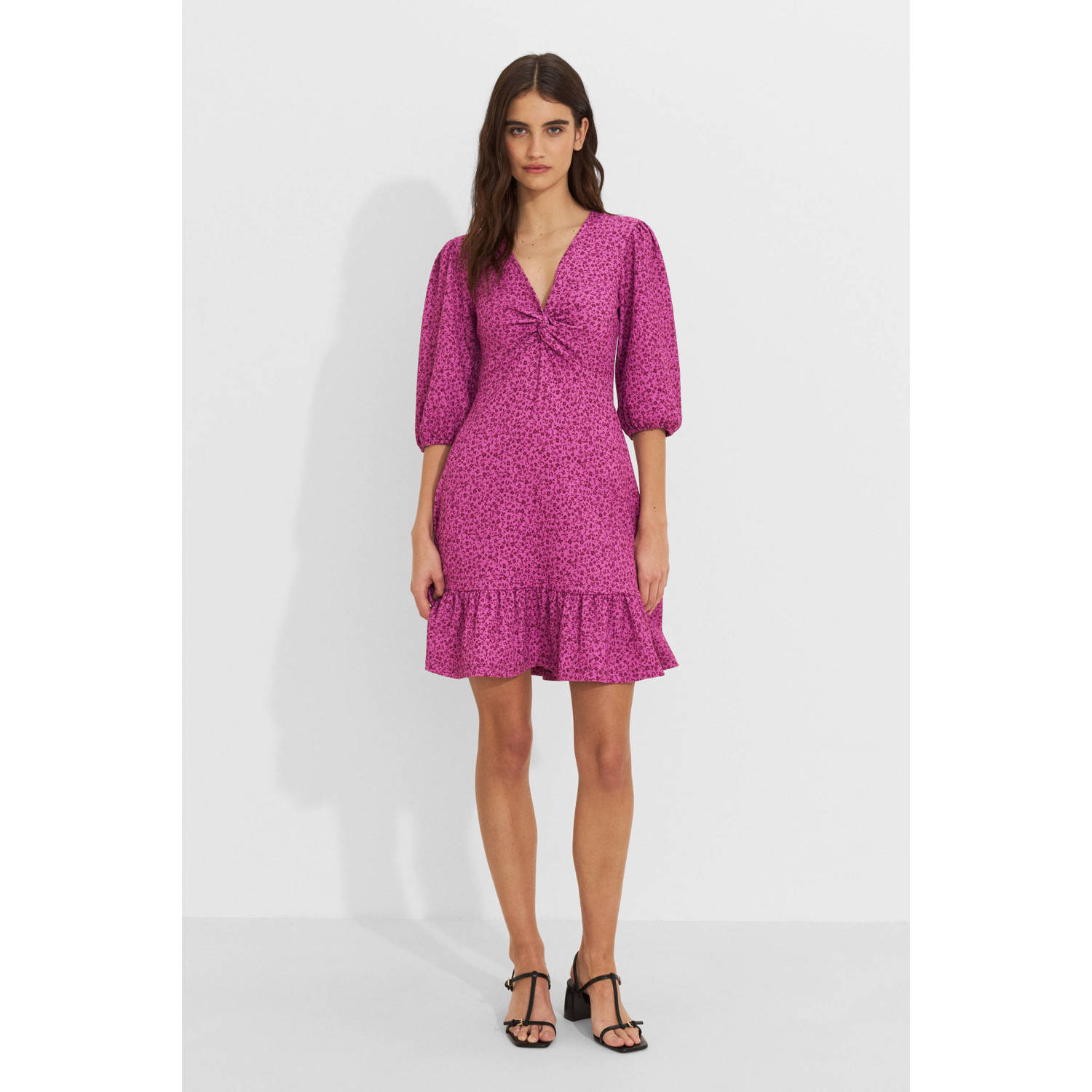 Ruby crinkle mini jurk met bloemenprint magenta