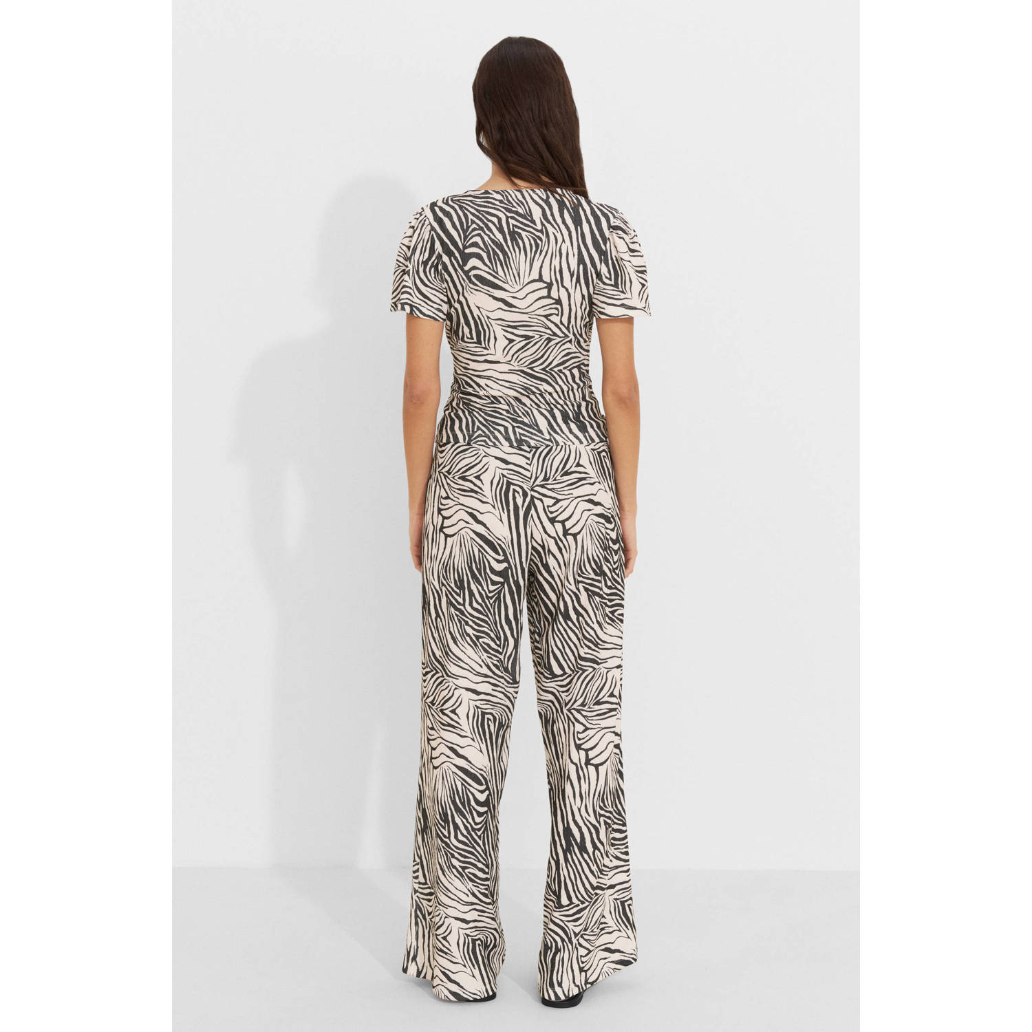 Ruby crinkle wide leg broek met zebra print