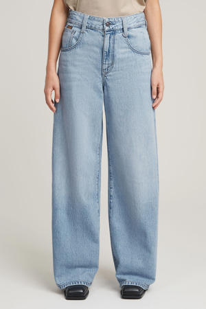 low waist loose fit jeans