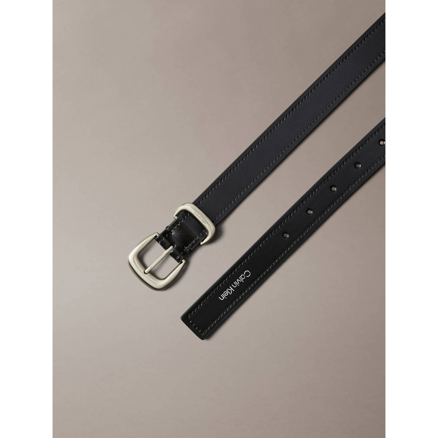 Calvin Klein leren riem Sarah zwart