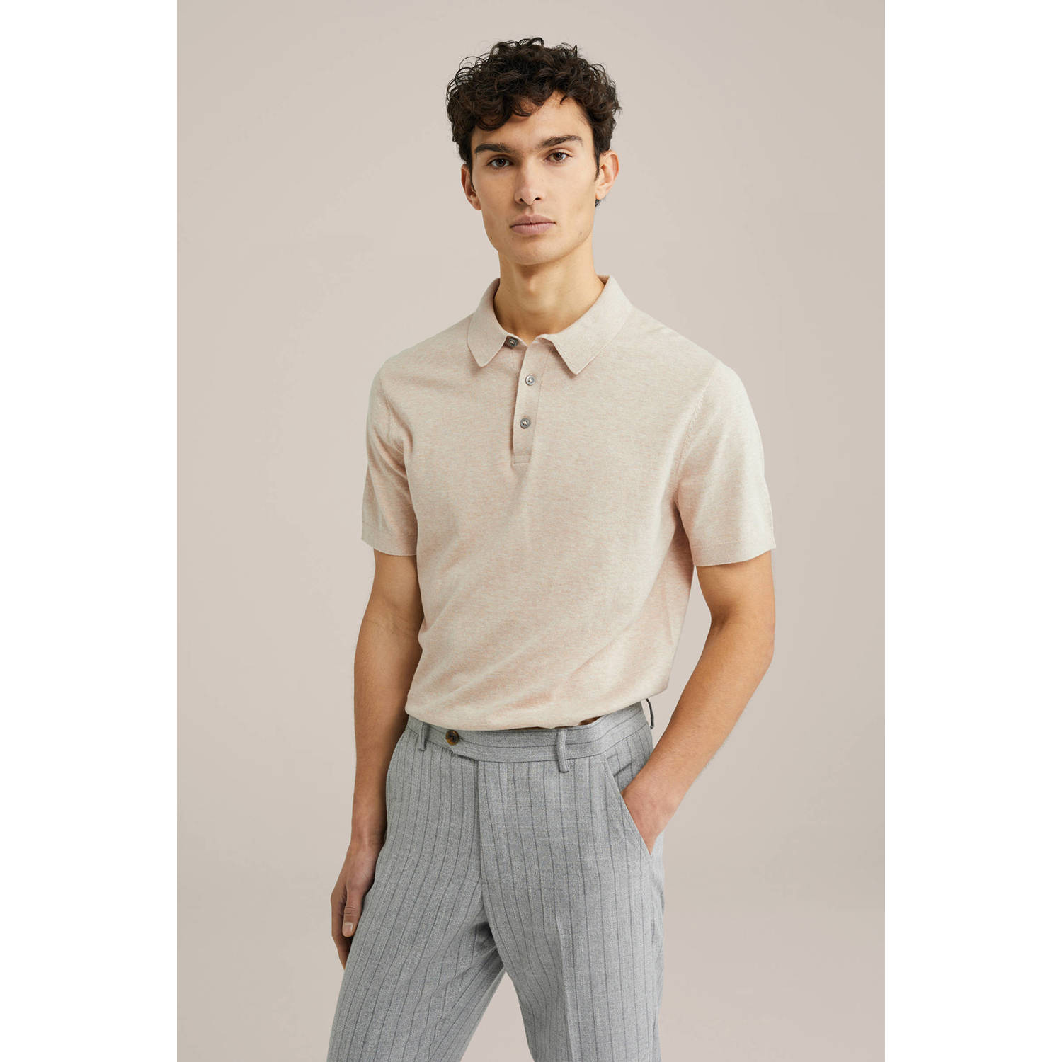WE Fashion polo fijn gebreid beige