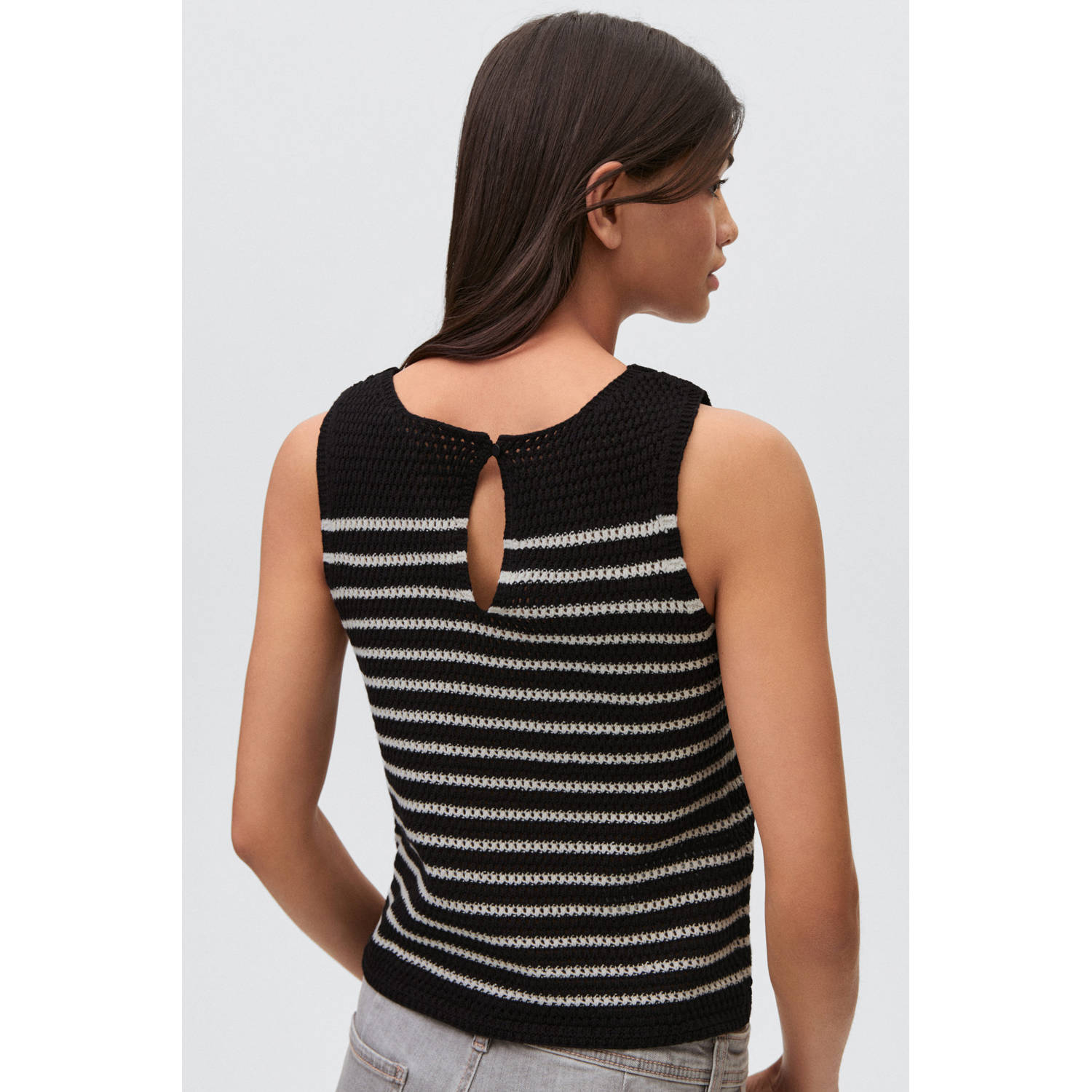 MANGO TEEN mouwloze top zwart gebreid