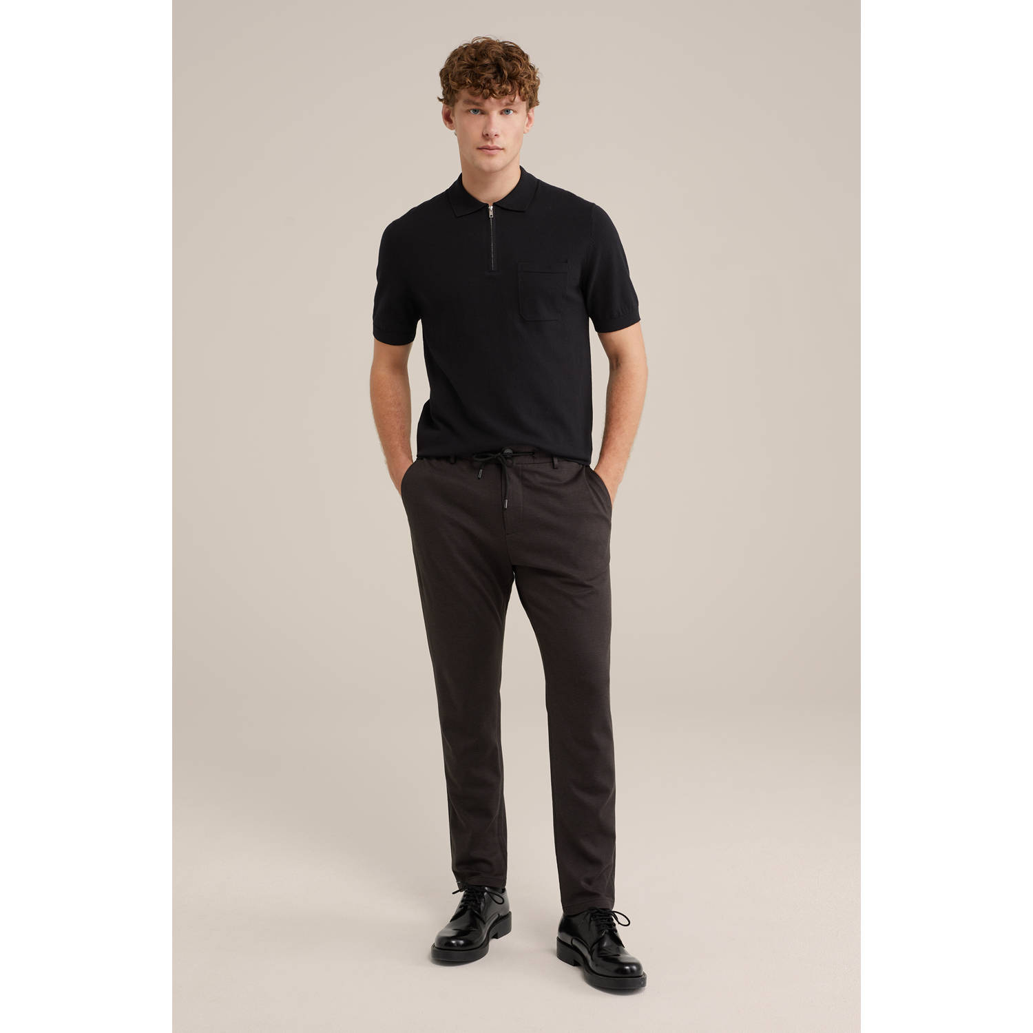 WE Fashion regular polo fijn gebreid zwart