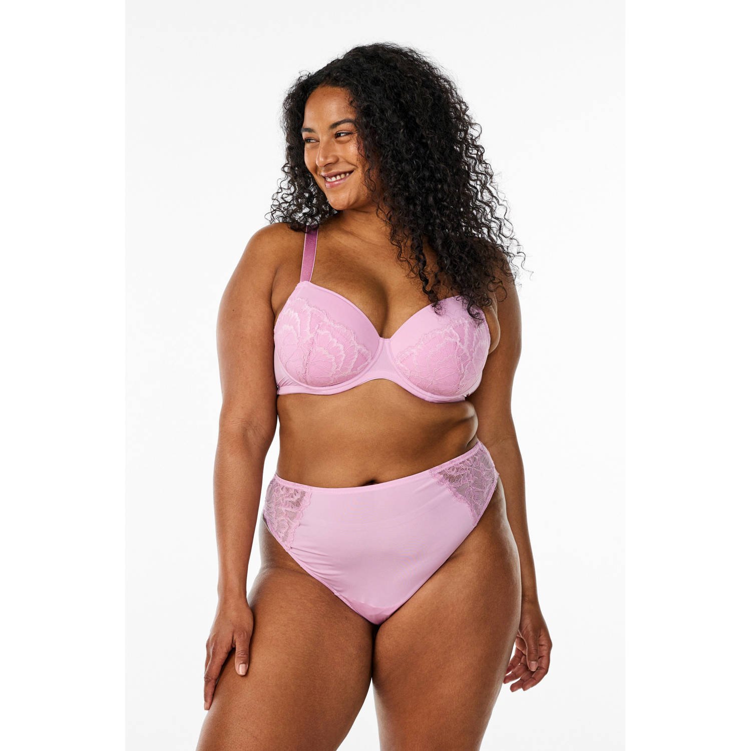 Zizzi voorgevormde beugelbh LNILLE roze