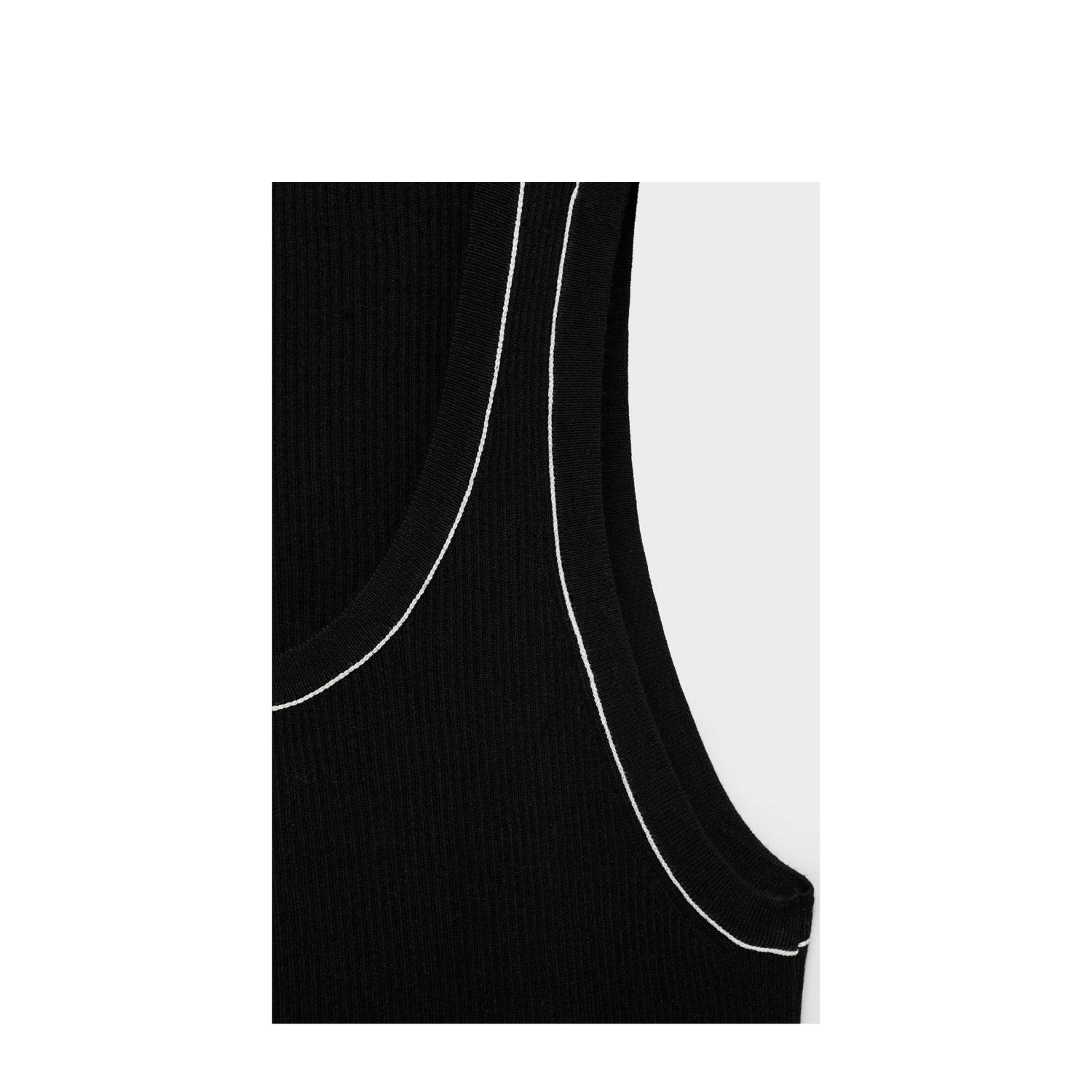 Mango mouwloze top zwart rib gebreid