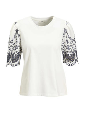 top broderie
