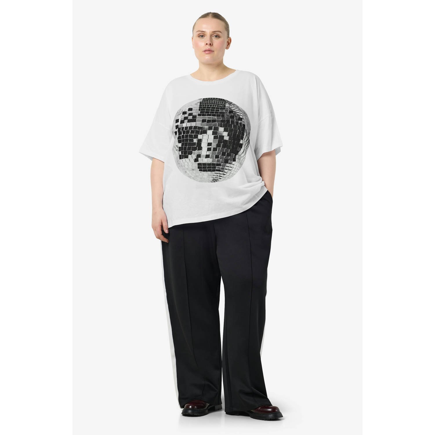 NOISY MAY Curve T-shirt wit