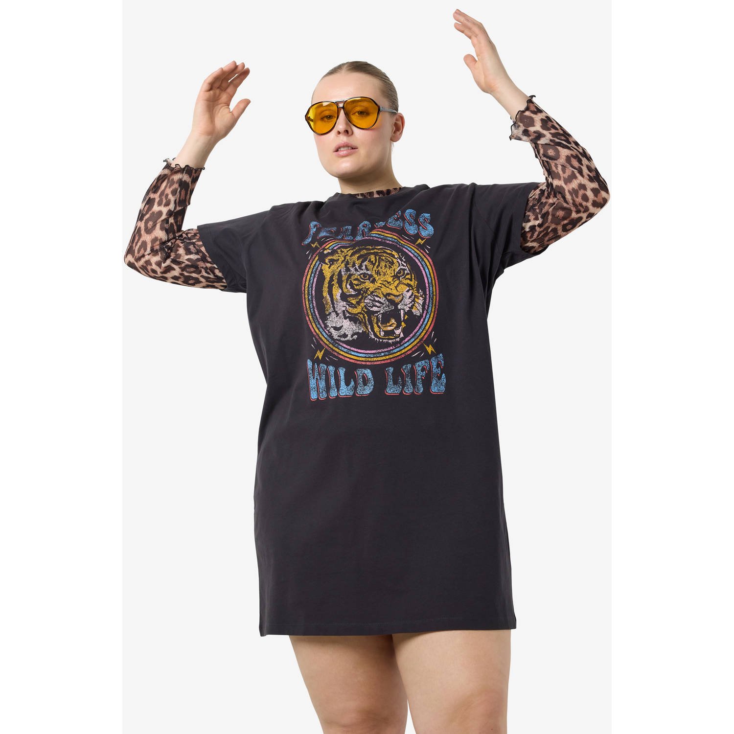 NOISY MAY Curve T-shirtjurk zwart