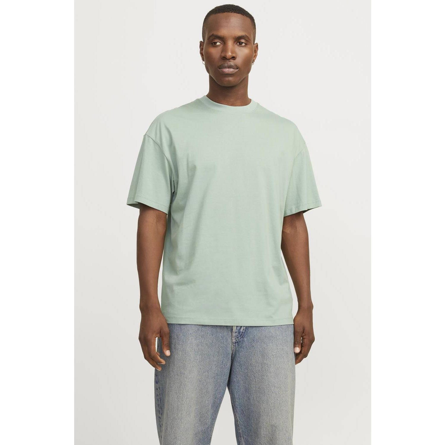 Jack & Jones Oversized shirt JJEBRADLEY TEE SS O-NECK NOOS