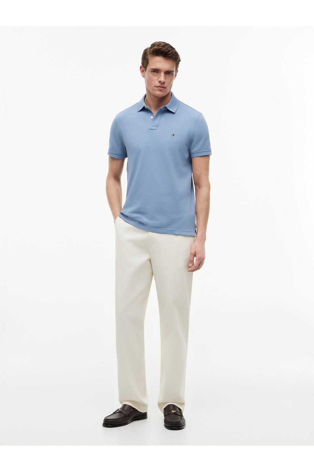 Lichtblauwe heren Tommy Hilfiger regular polo Brisk Blue van katoen met effen, korte mouwen en knoopsluiting