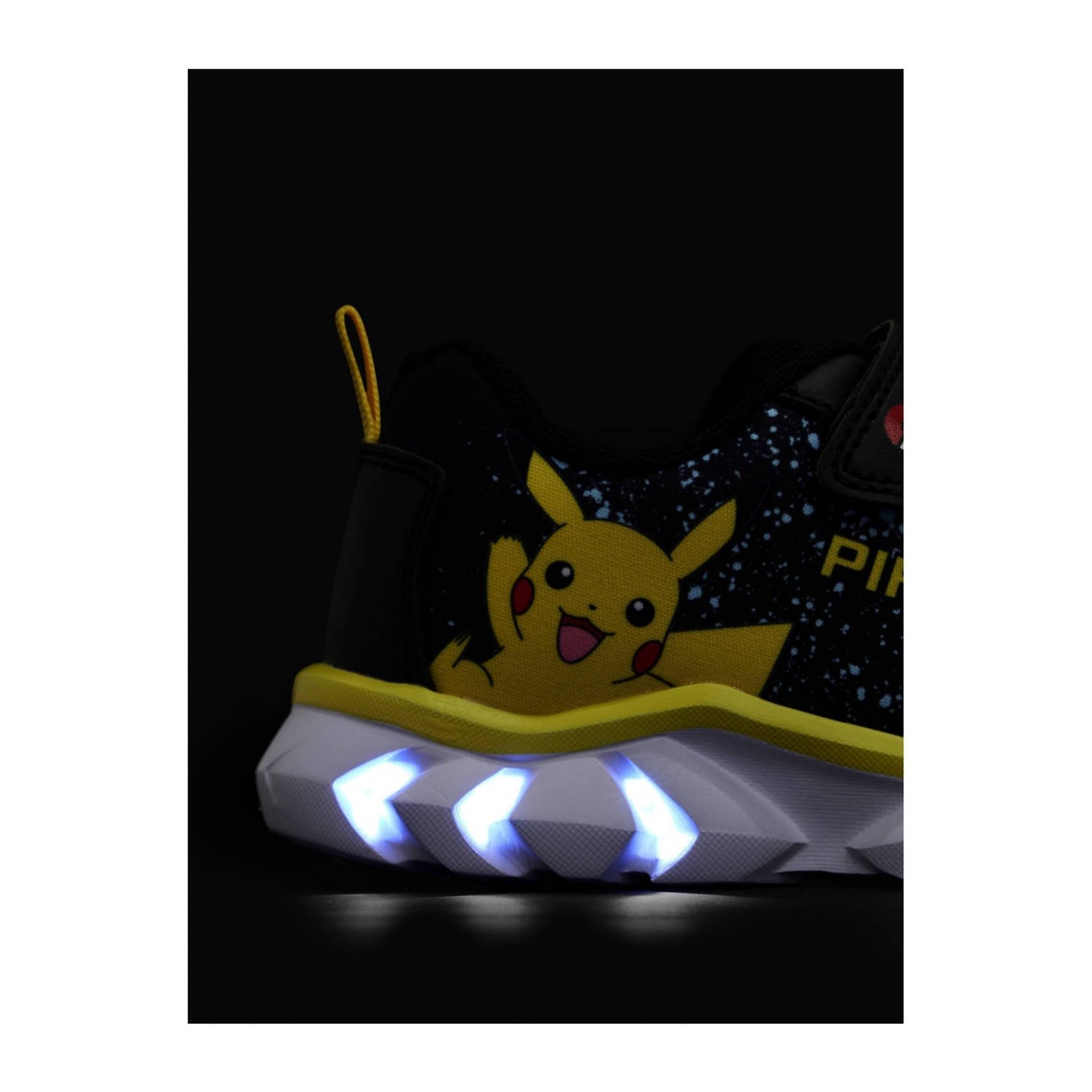 Pokémon sneakers met lichtjes zwart