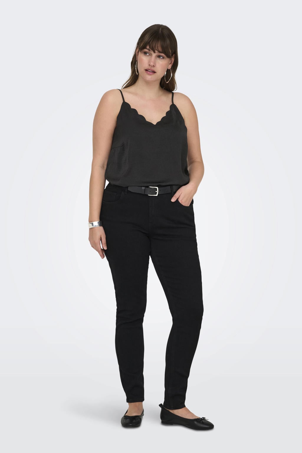 Zwarte dames ONLY CARMAKOMA singlet van satijn met effen, V-hals en geweven detail
