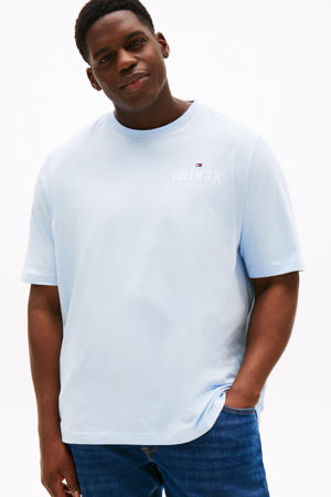 T-shirt lichtblauw