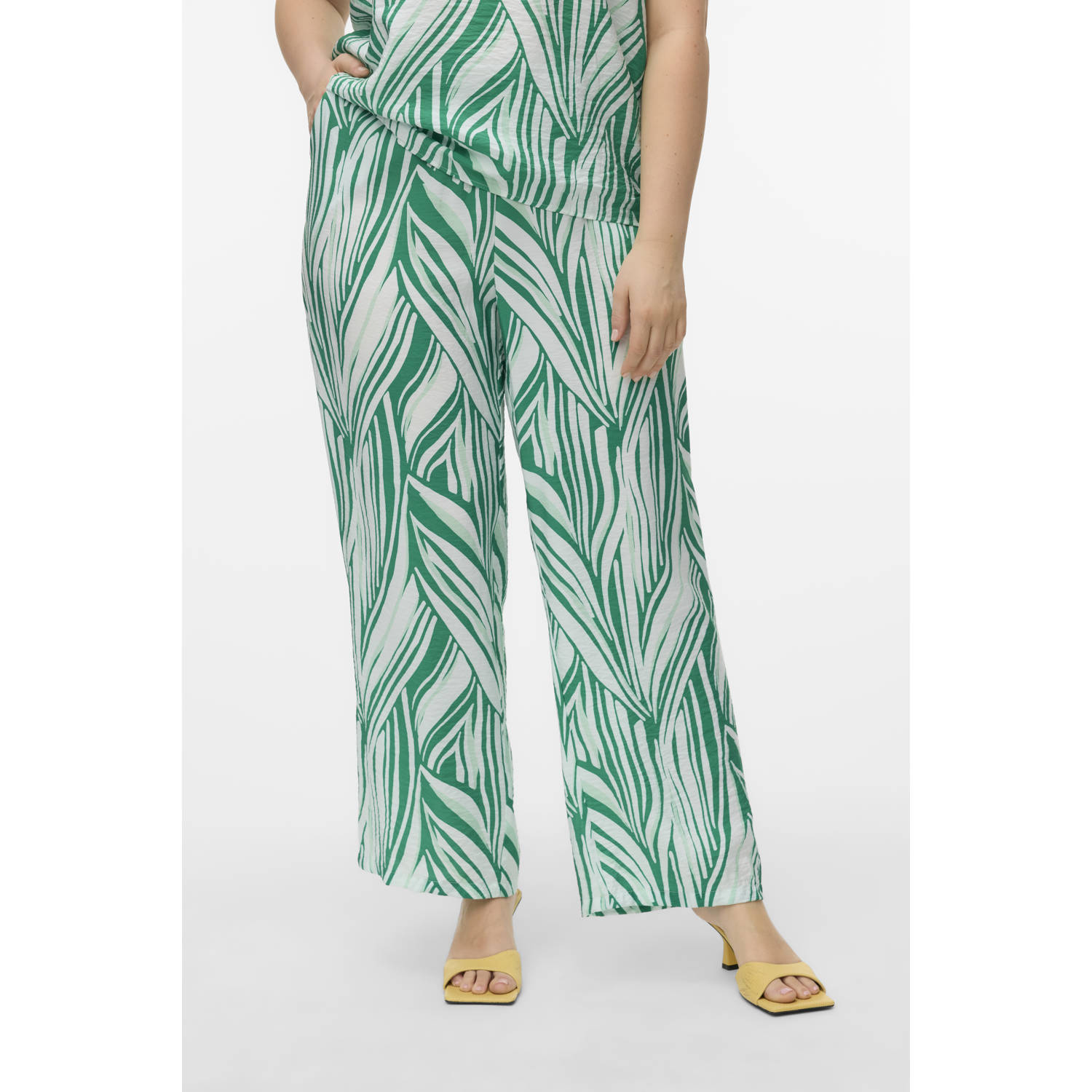 VERO MODA CURVE wide leg high waist casual broek groen