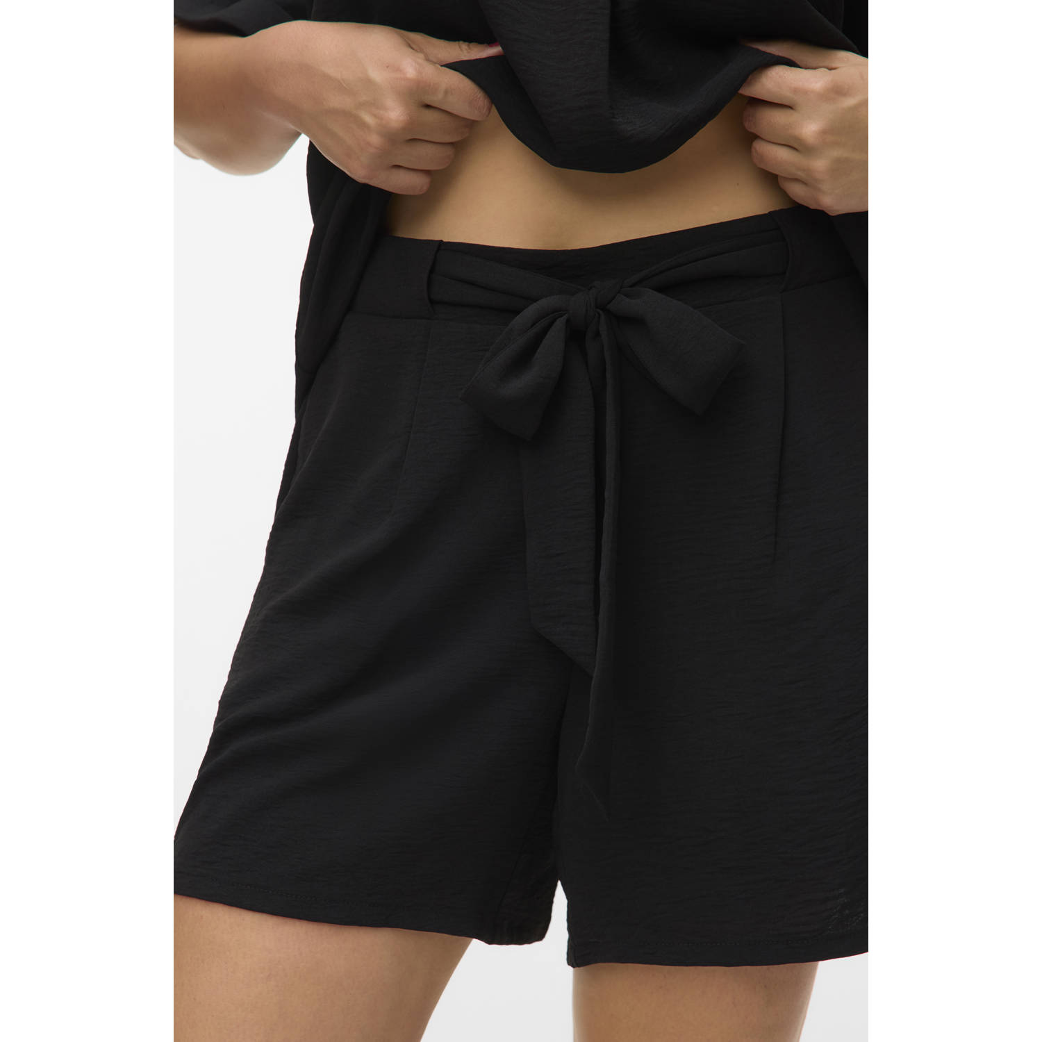 VERO MODA CURVE regular waist casual short zwart