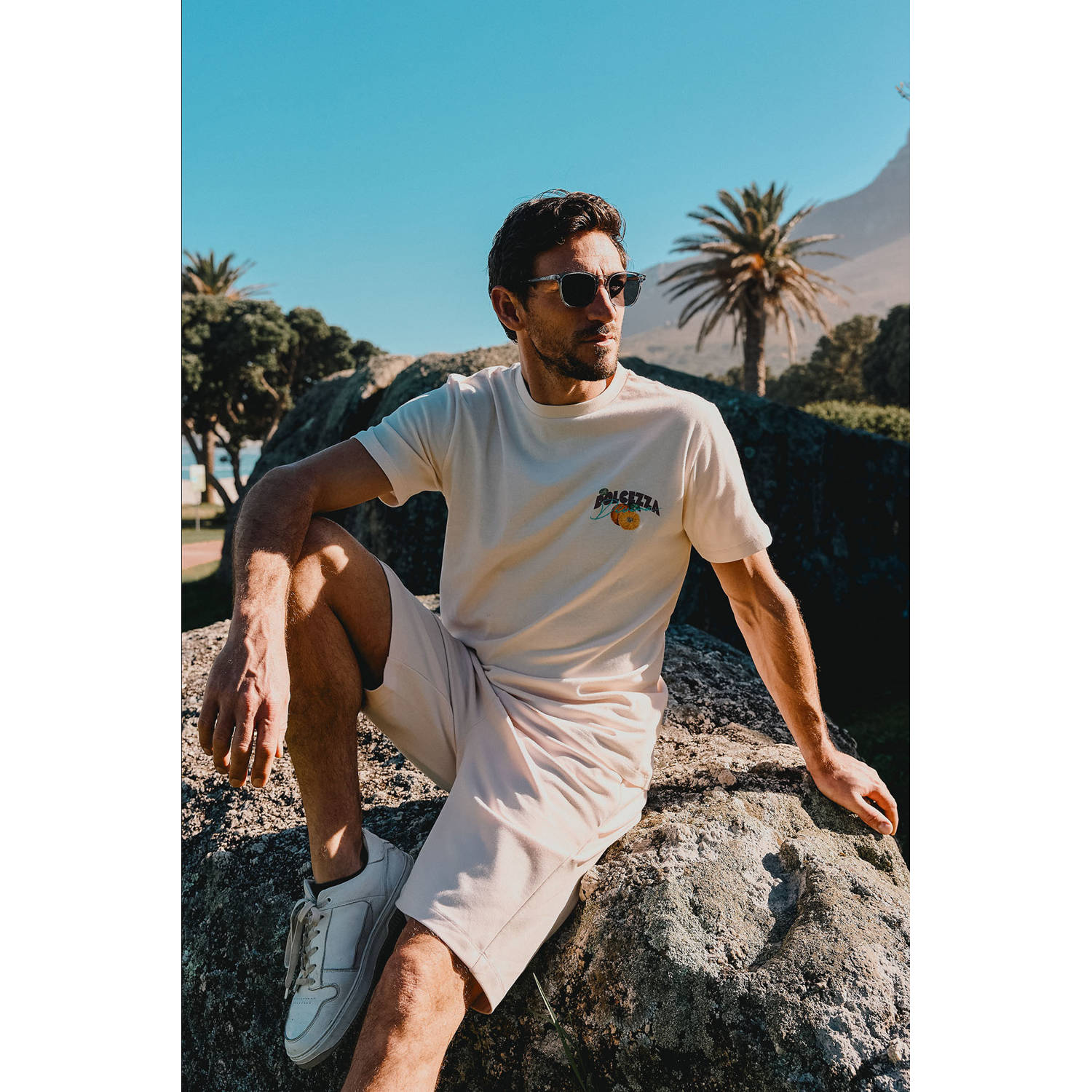 Kultivate T-shirt lichtroze