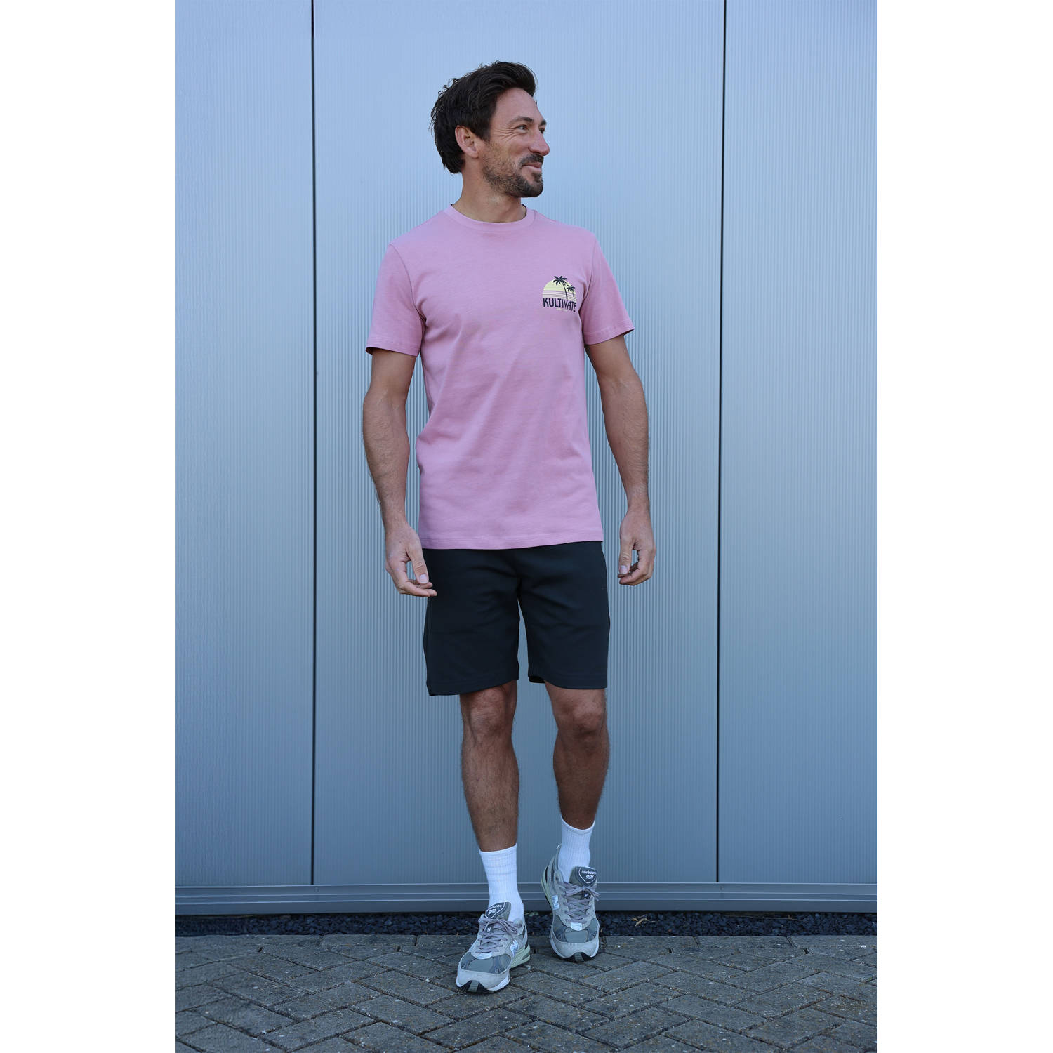 Kultivate T-shirt roze