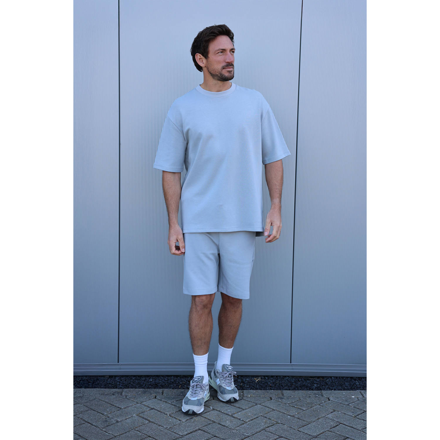 Kultivate loose sweatshort grijs