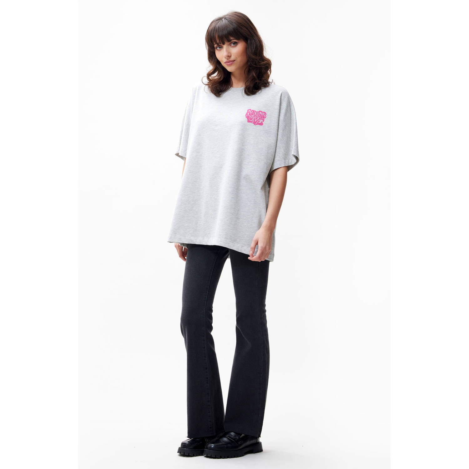 CATWALK JUNKIE Dames Tops & T-shirts Oversized Graphic Tshirt Grijs