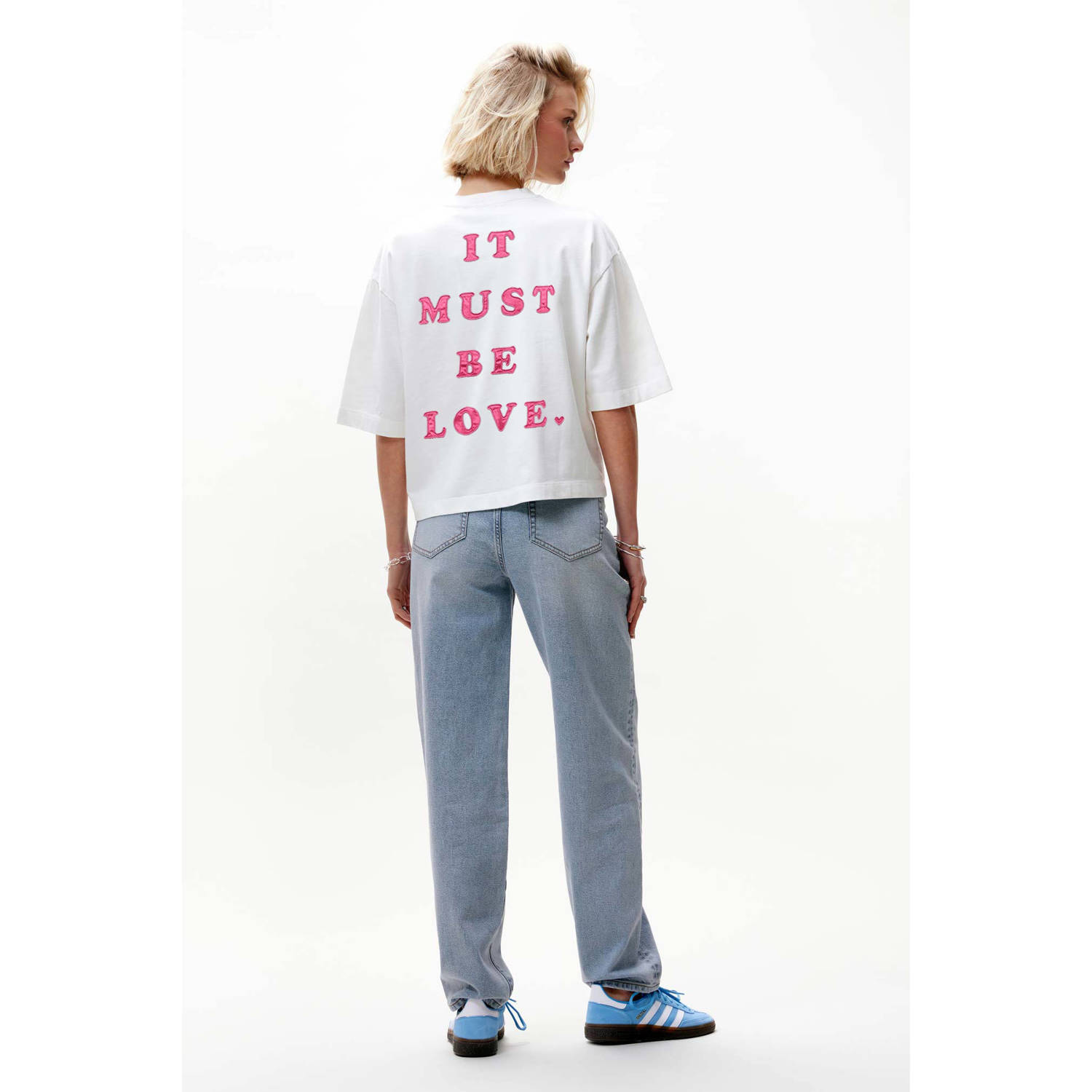 Catwalk Junkie T-shirt wit roze
