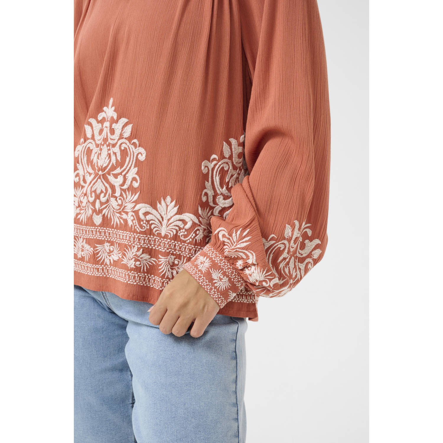 Cream top oranje