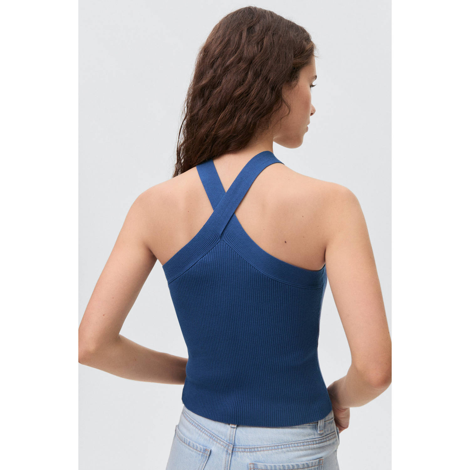 MANGO TEEN haltertop blauw rib gebreid