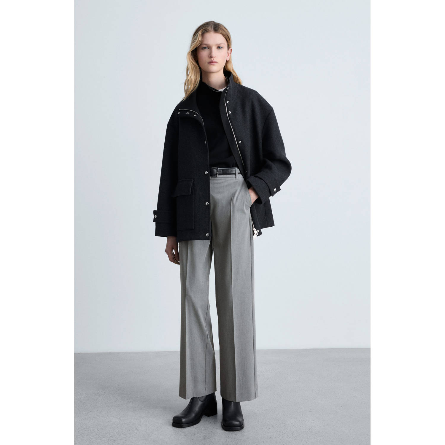 Mango straight regular waist pantalon grijs
