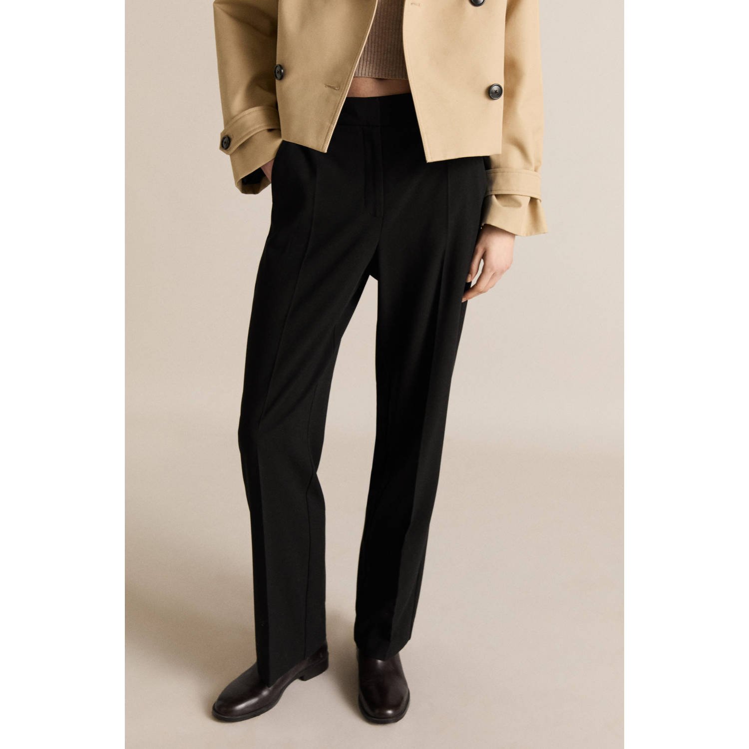 Mango straight regular waist pantalon zwart