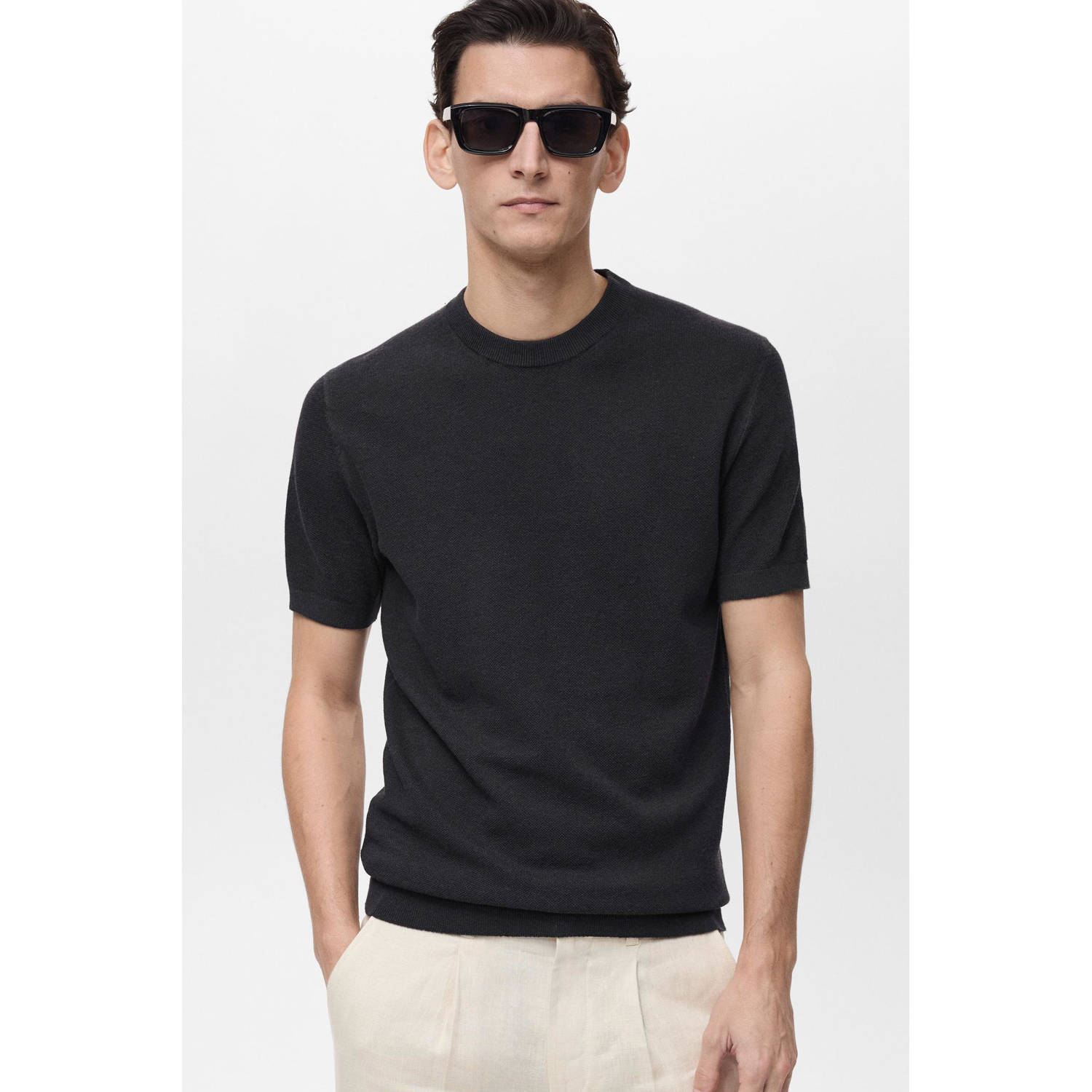 Mango Man T-shirt fijn gebreid zwart
