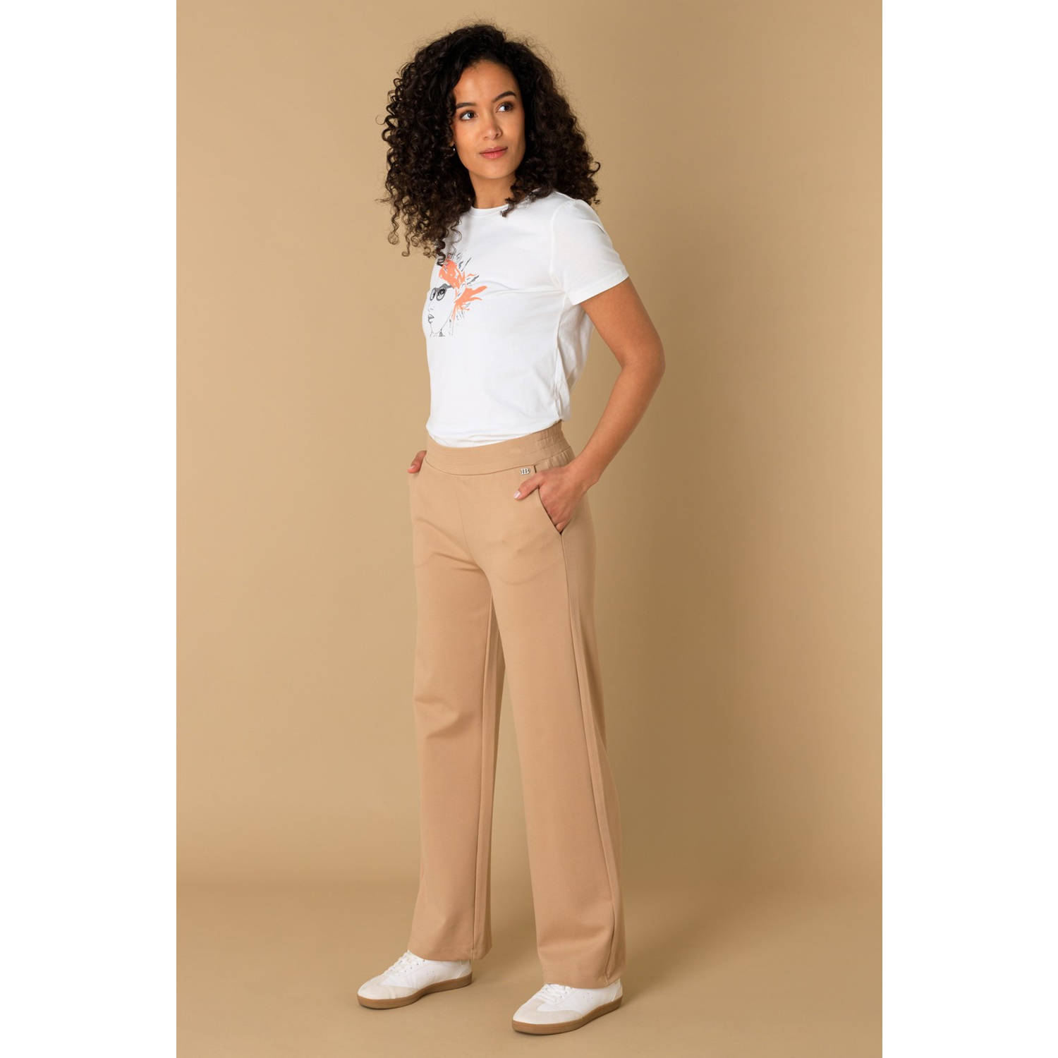 Ivy Beau wide leg casual broek travelstof zand
