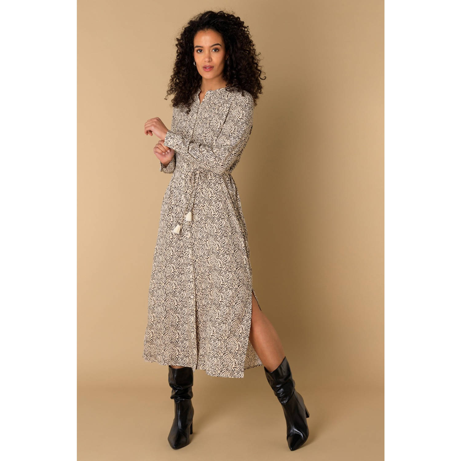 Ivy Beau midi jurk zand