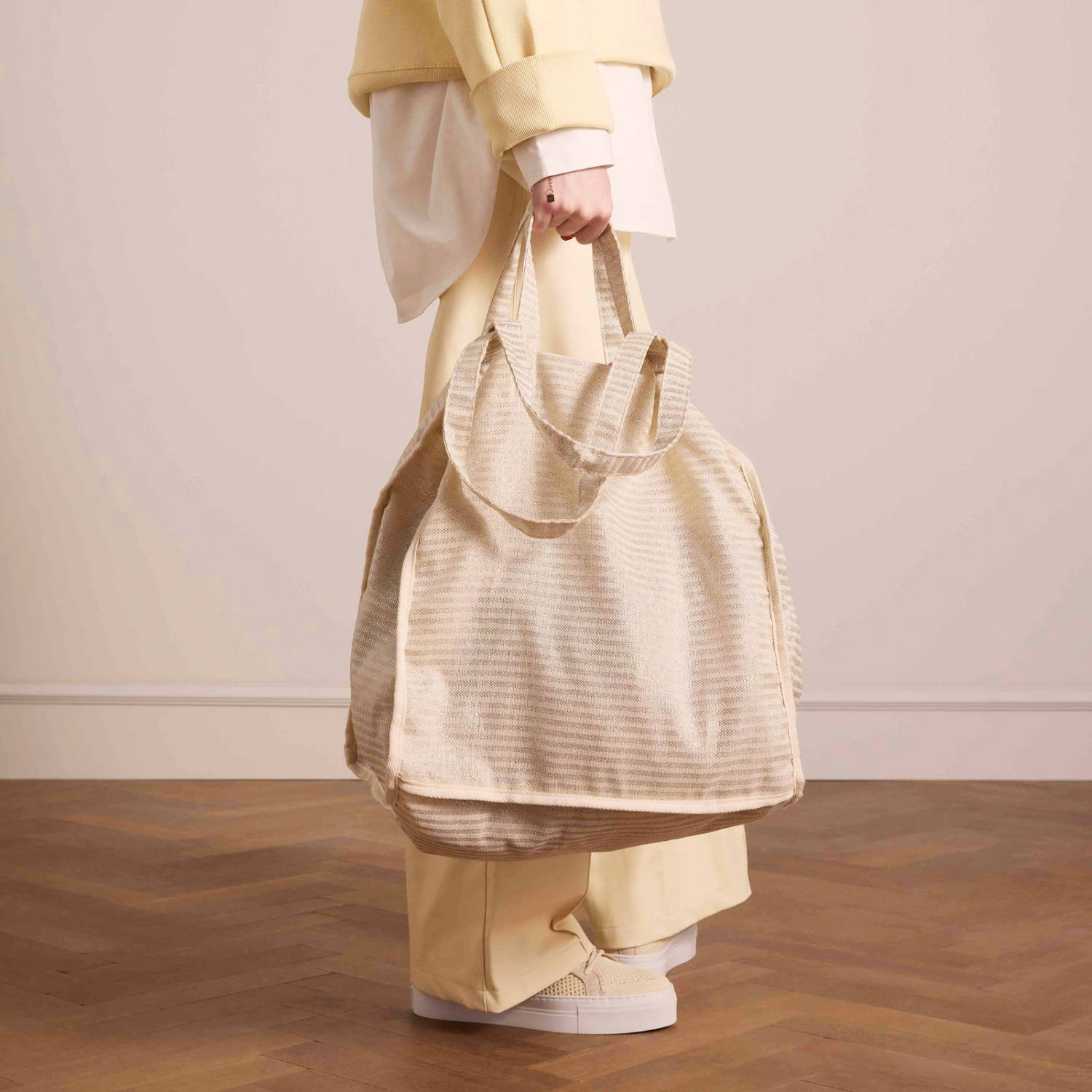 Manfield gestreepte shopper beige