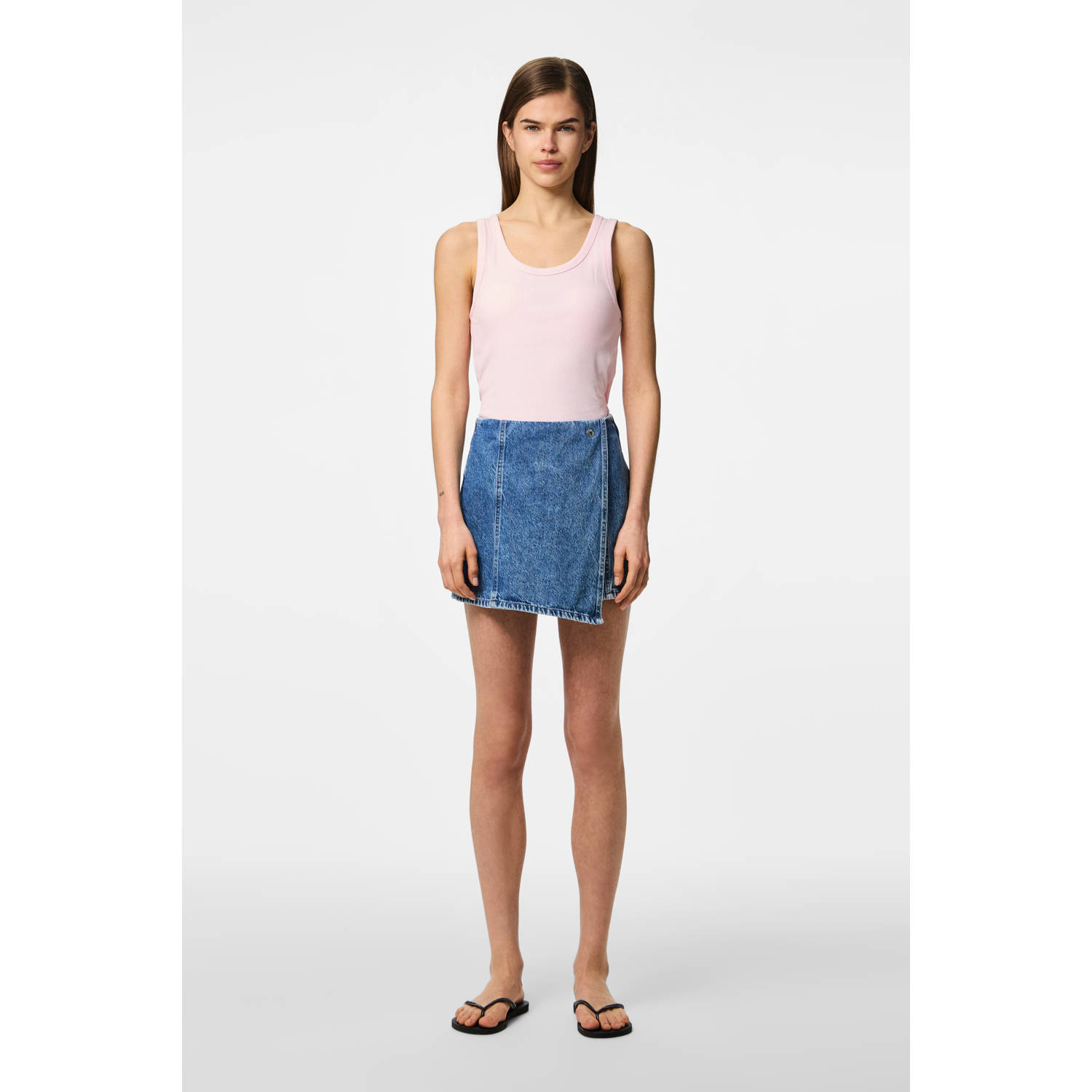 Pieces Licht uitlopende skort van katoenen denim model 'FILUM'