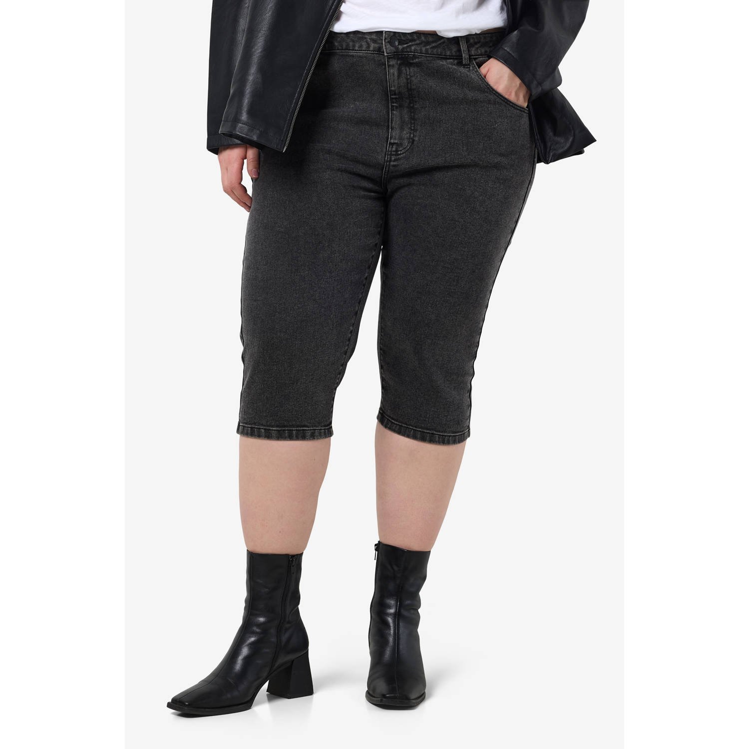 NOISY MAY Curve skinny capri jeans black denim