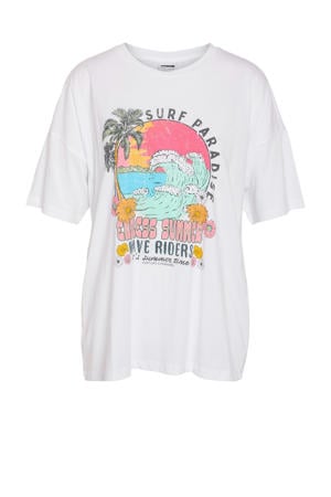 T-shirt wit