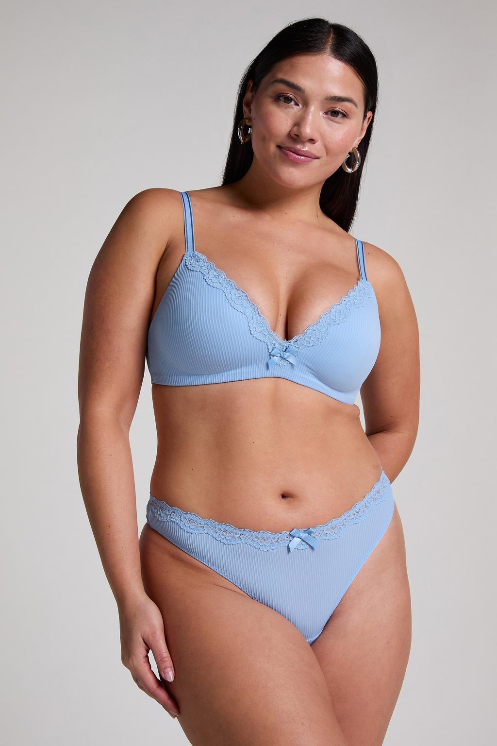 Hunkemöller string Lola met ribstructuur blauw