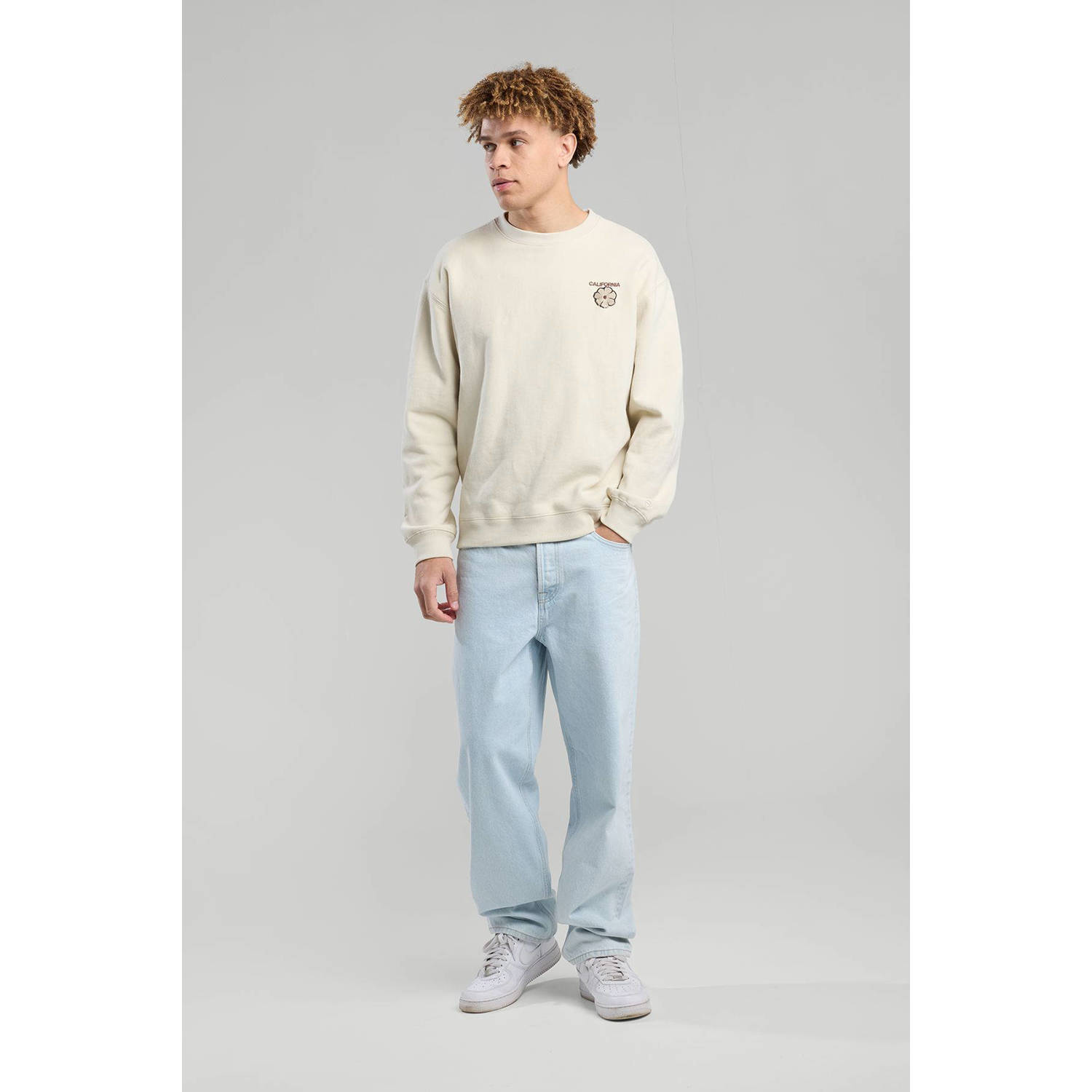 America Today sweater beige