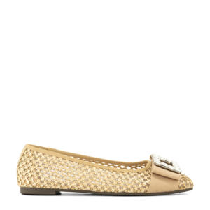  ballerina's beige