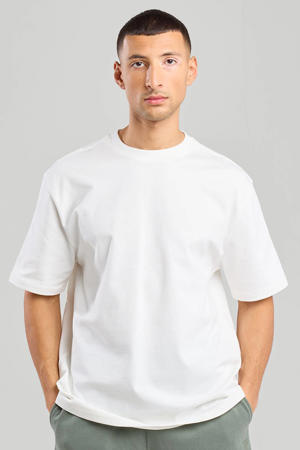 T-shirt wit