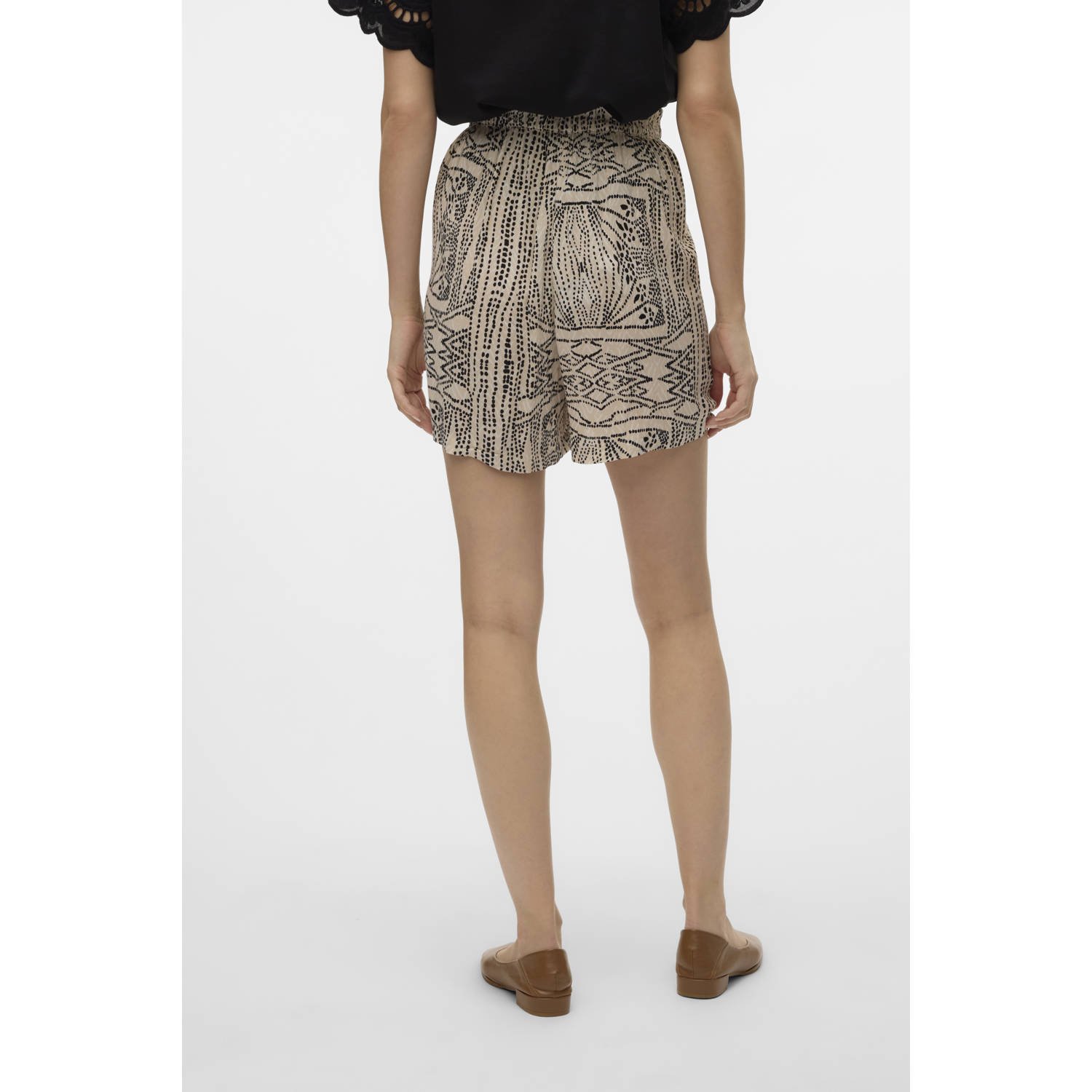 VERO MODA rechtvallend high waist casual short crème