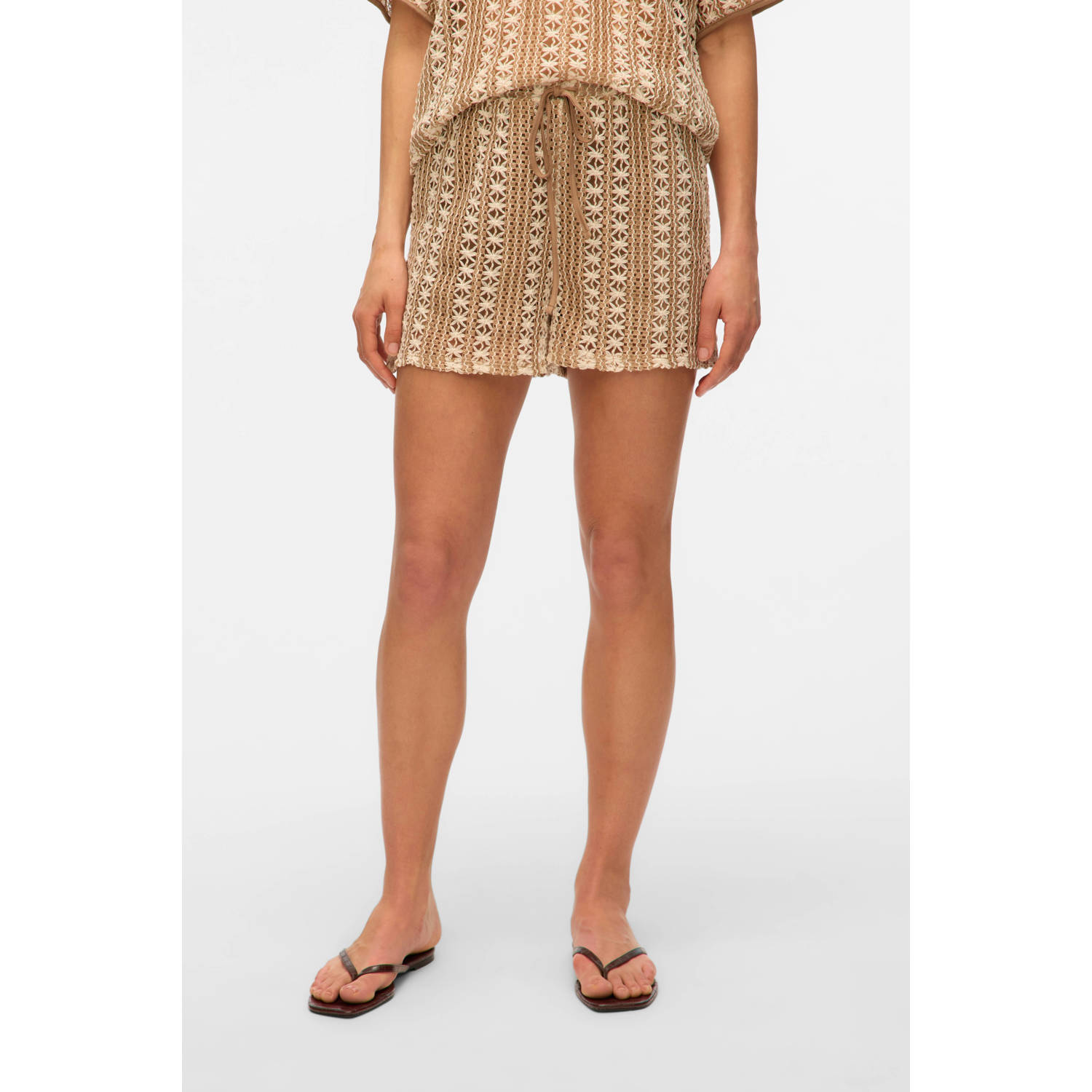 VERO MODA regular waist casual short camel gebreid