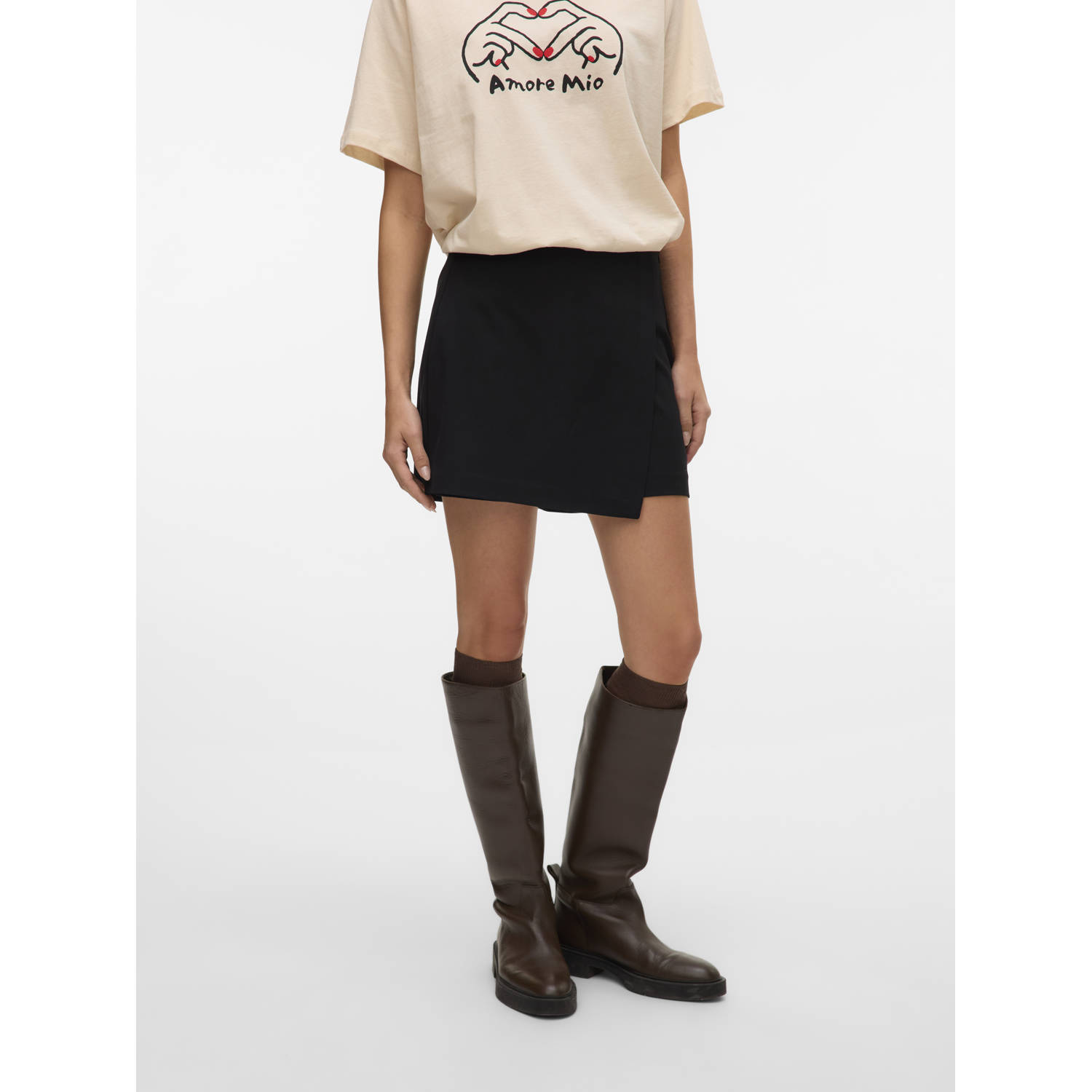 Vero Moda Short VMMELINA HW SHORT SKORT SOLID NOOS