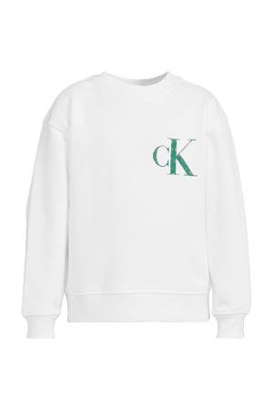 sweater wit