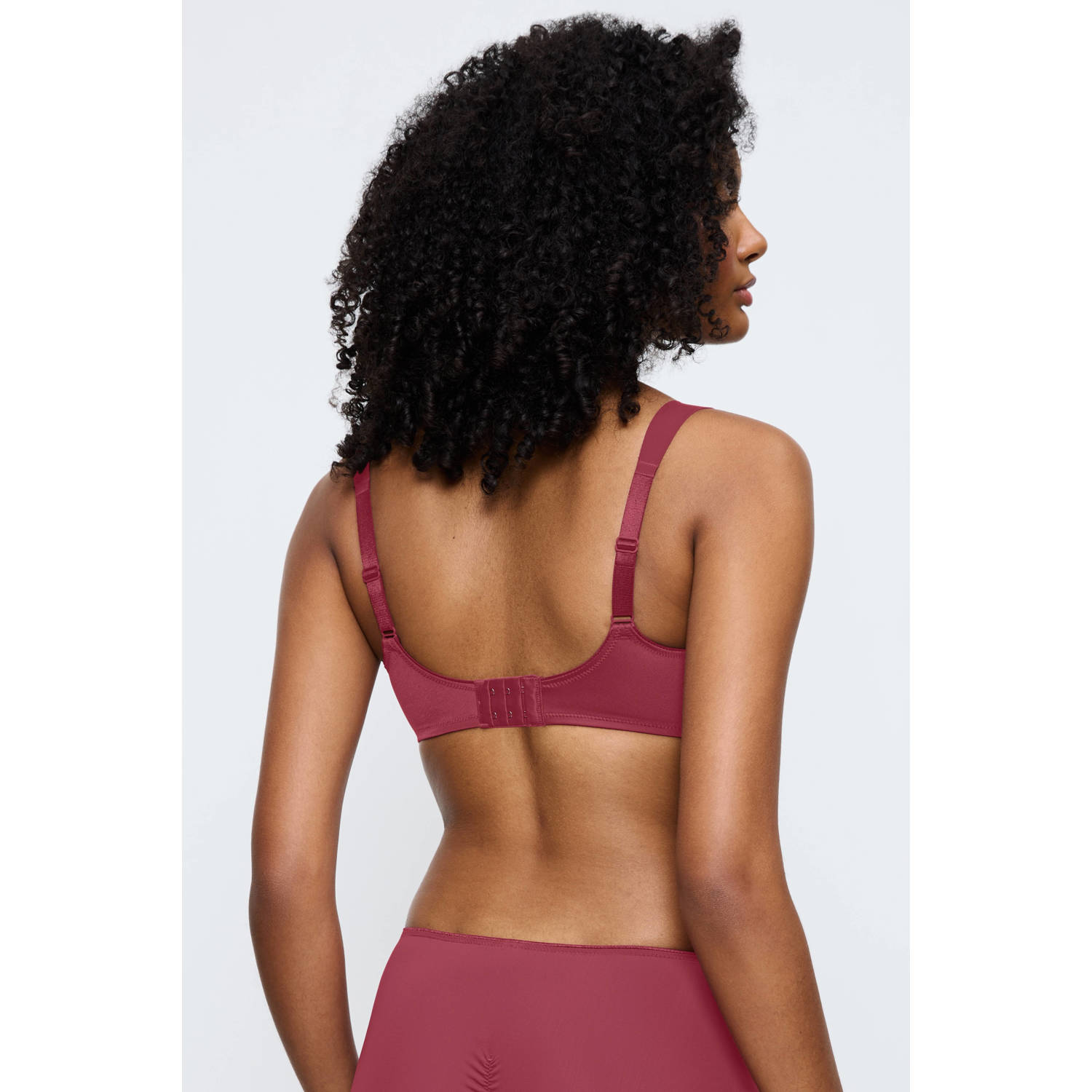Triumph niet-voorgevormde minimizer Essential donkerrood